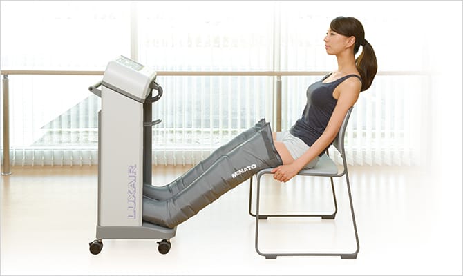 With the battery-operated lineup and specialized wagons with excellent functionality, they can be easily moved to the location of the patient.