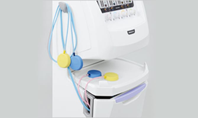 Freely attachable cord hook