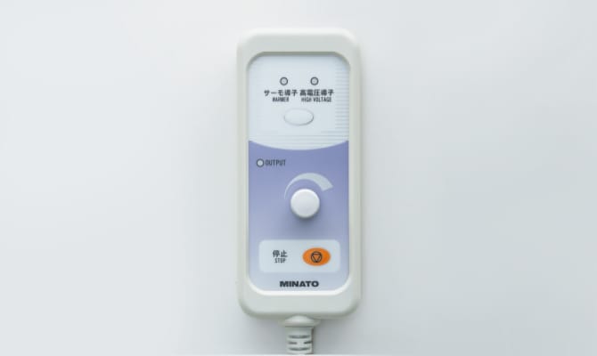 離れた場所から操作可能なリモコン機能